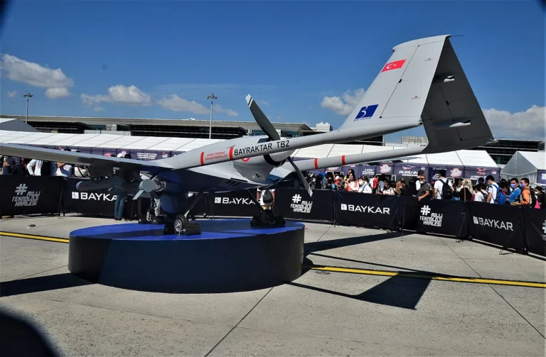 ما الفرق بين UAV وUCAV؟ وكيف صُممت كل طائرة مسيّرة لمهمتها؟
