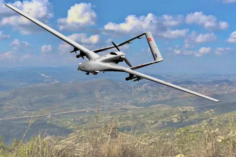أفضل طائرة مسيّرة للمغرب 2026: Bayraktar أم Wing Loong II أم MQ-9B؟