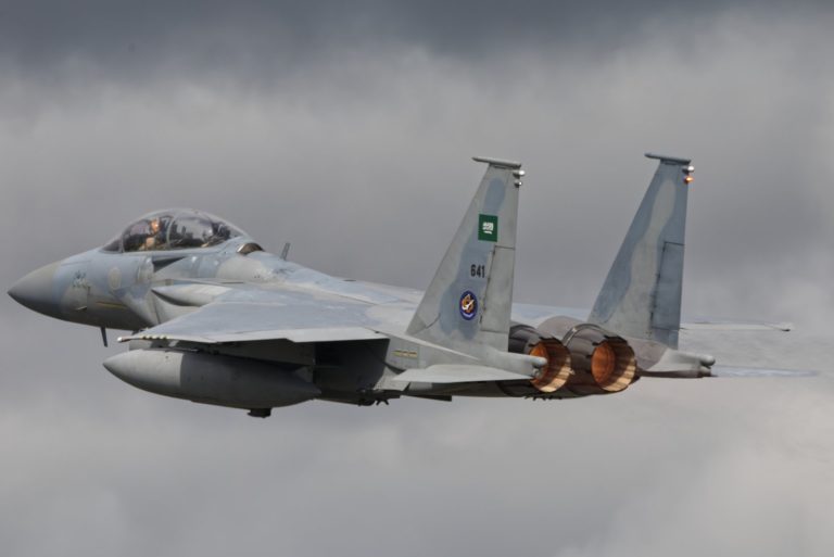 كم عدد مقاتلات F-15 في السعودية؟ الأنواع والأعداد وأحدث التحديثات