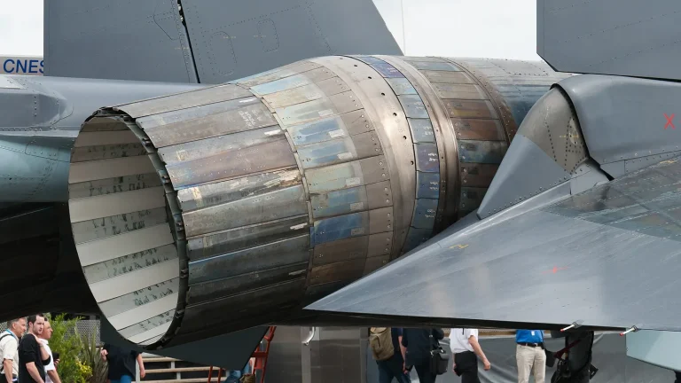 كم عدد مقاتلات Su-35 في مصر؟ قصة صفقة لم تكتمل أبداً