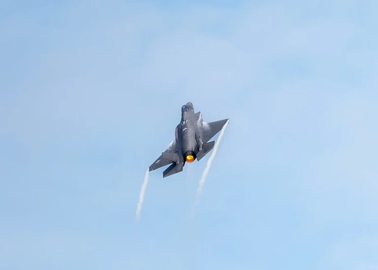 هل تمتلك السعودية مقاتلات F-35؟ حالة الصفقة والسعر والأعداد