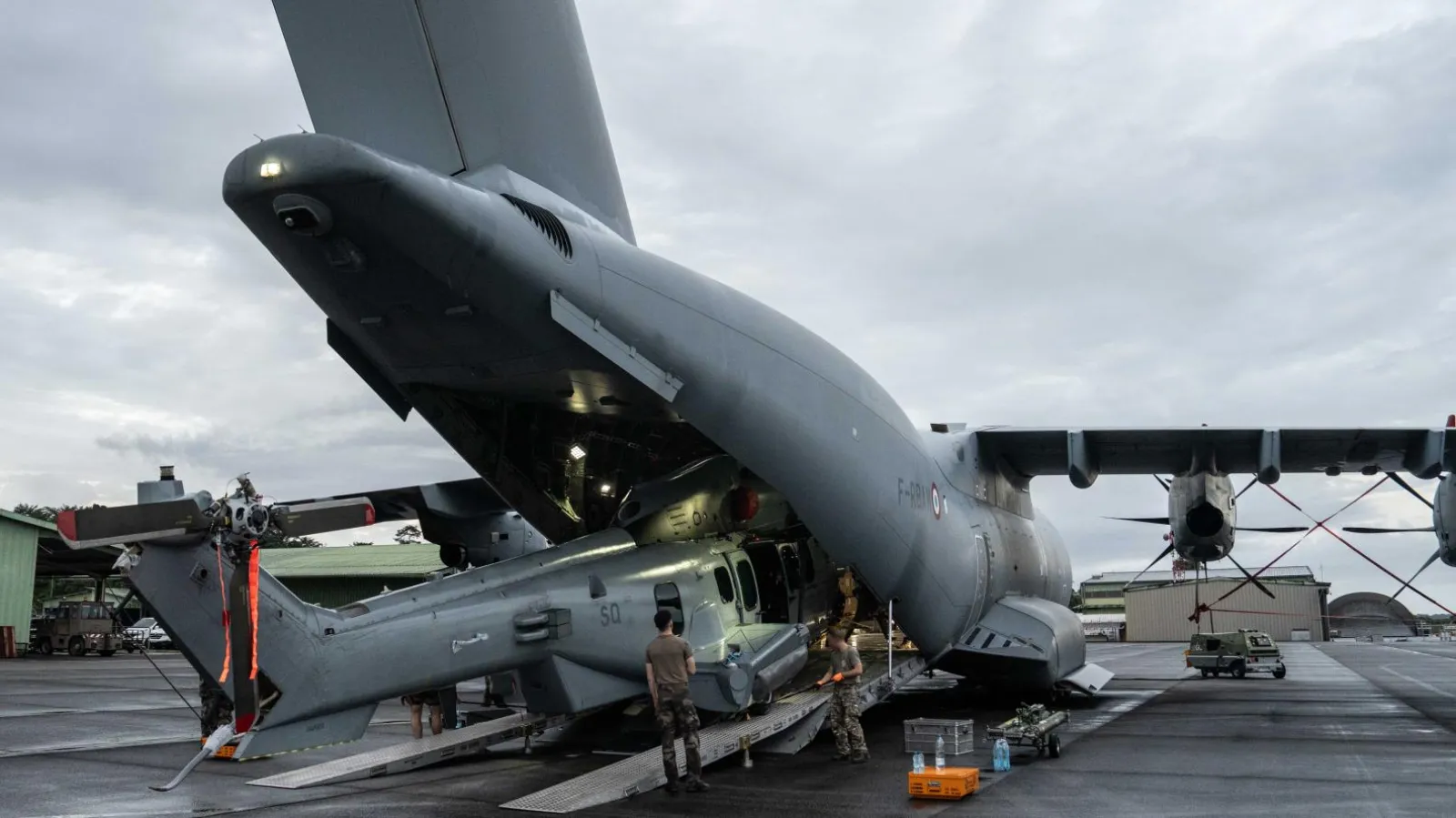 المغرب يُنهي صفقة اقتناء 10 مروحيات H225M Caracal من Airbus للبحث والإنقاذ القتالي