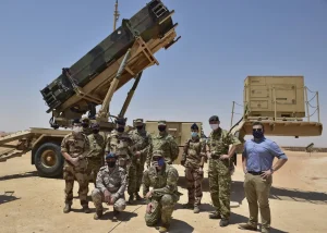 الحوثيون يستهدفون خميس مشيط وأبها والطائف بالصواريخ والمسيّرات.. وغارات التحالف على اليمن تودي بثلاثة قتلى بحسب الحوثيين