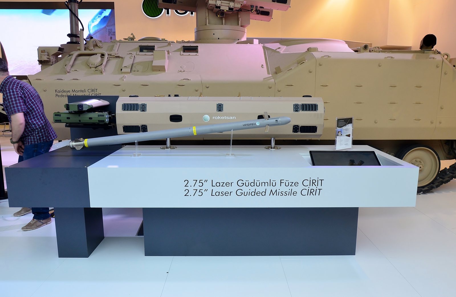 جناح شركة Roketsan في معرض IDEF 2015 بإسطنبول