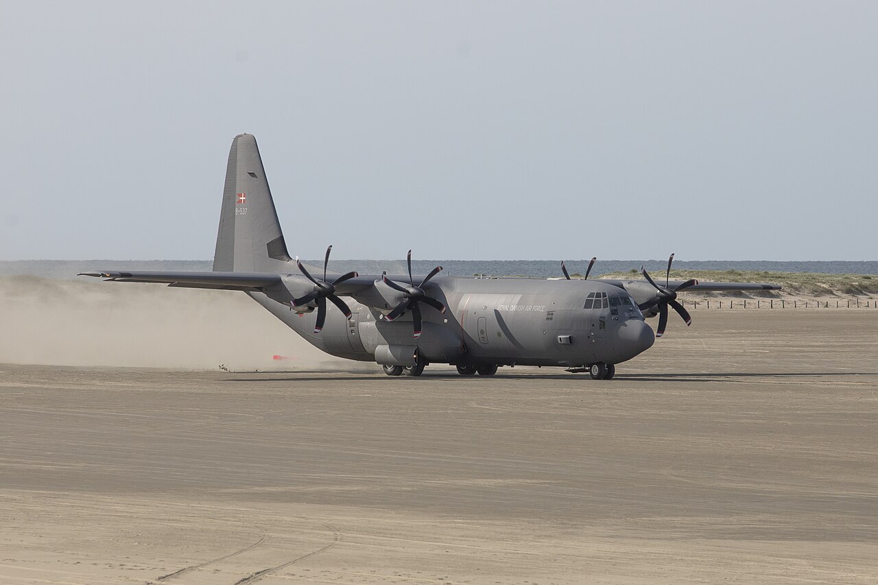 埃及采购C-130J-30运输机
