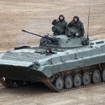 كم عدد مدرعات BTR-80 وBMP-2 في الجزائر؟ الأنواع والأعداد وأحدث التحديثات