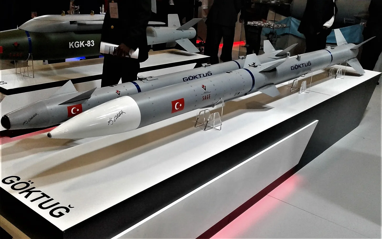 نموذج من عائلة صواريخ غوكتوغ التركية التي تضم بوزدوغان وغوكدوغان، معروض في معرض IDEF 2019 بإسطنبول