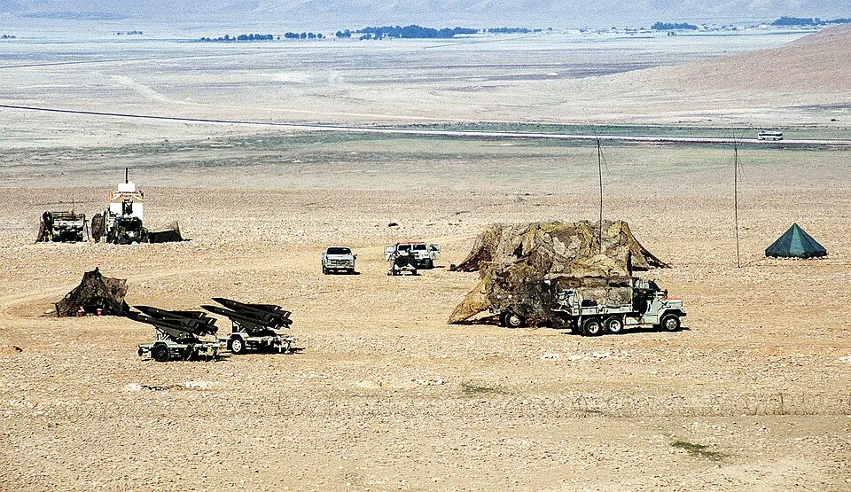 بطارية صواريخ هوك الأمريكية للدفاع الجوي، طراز مستخدم في عدة جيوش عربية كطبقة دفاعية متوسطة