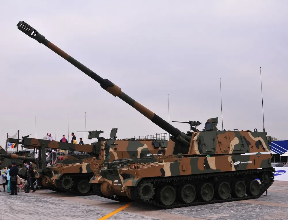 أفضل مدفع ذاتي الحركة عيار 155 ملم للجيوش العربية: K9 الكوري أم CAESAR الفرنسي أم PzH2000 الألماني؟