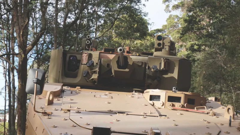 برج UT30 MK2 القابل للتحويل بين وضعي التشغيل المأهول وغير المأهول
