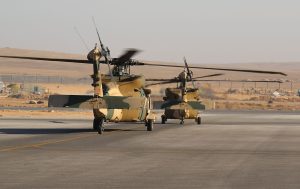 ما مدى اعتماد الأردن والسعودية والبحرين على واشنطن في صيانة مروحيات بلاك هوك UH-60؟