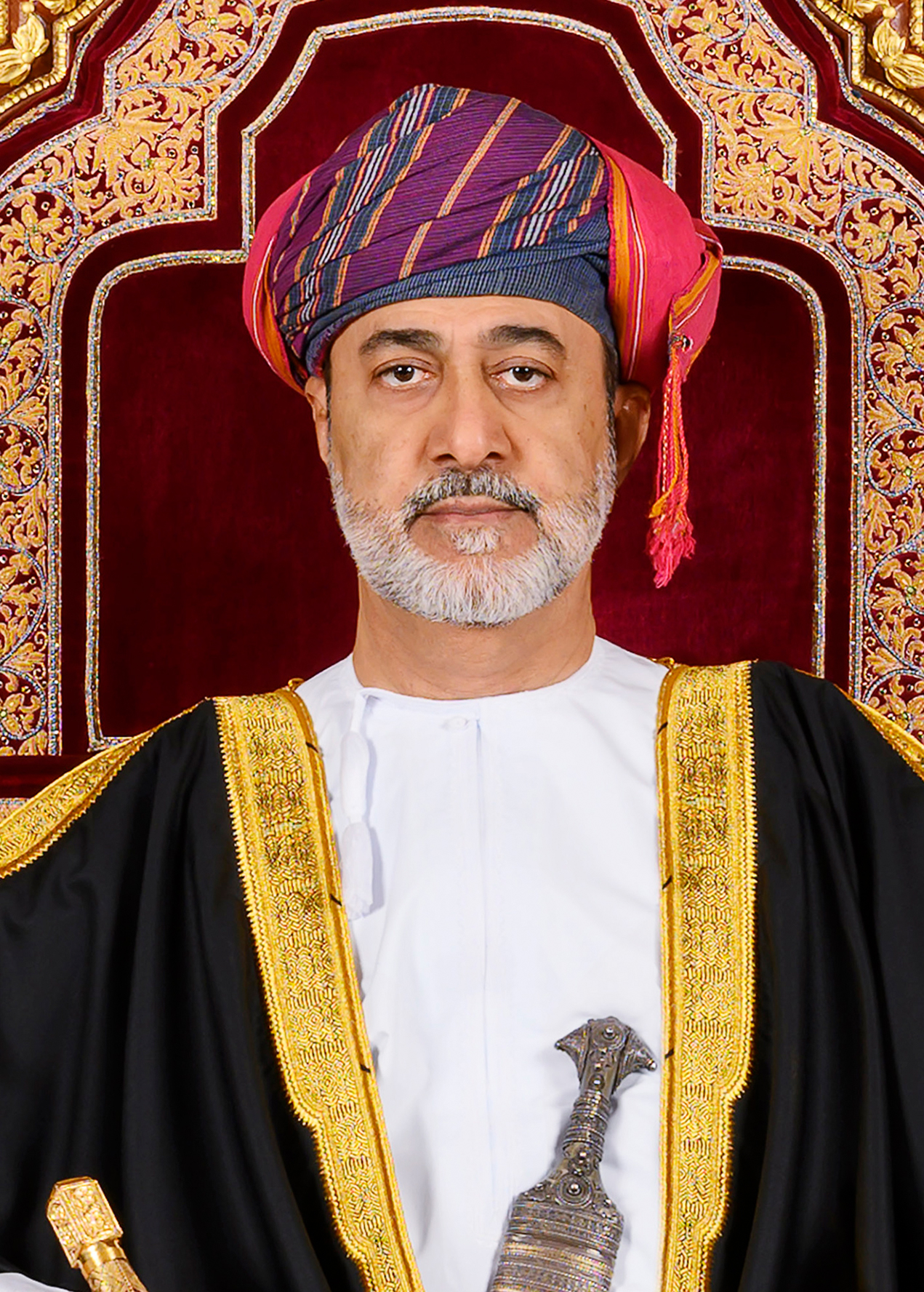 الصورة الرسمية للسلطان هيثم بن طارق سلطان عُمان